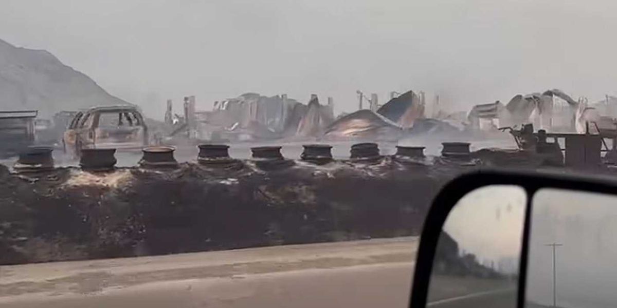 Mayor of Clinton, B.C., says crew assessing damage in community after wildfire Mayor of Clinton, B.C., says crew assessing damage in community after wildfire