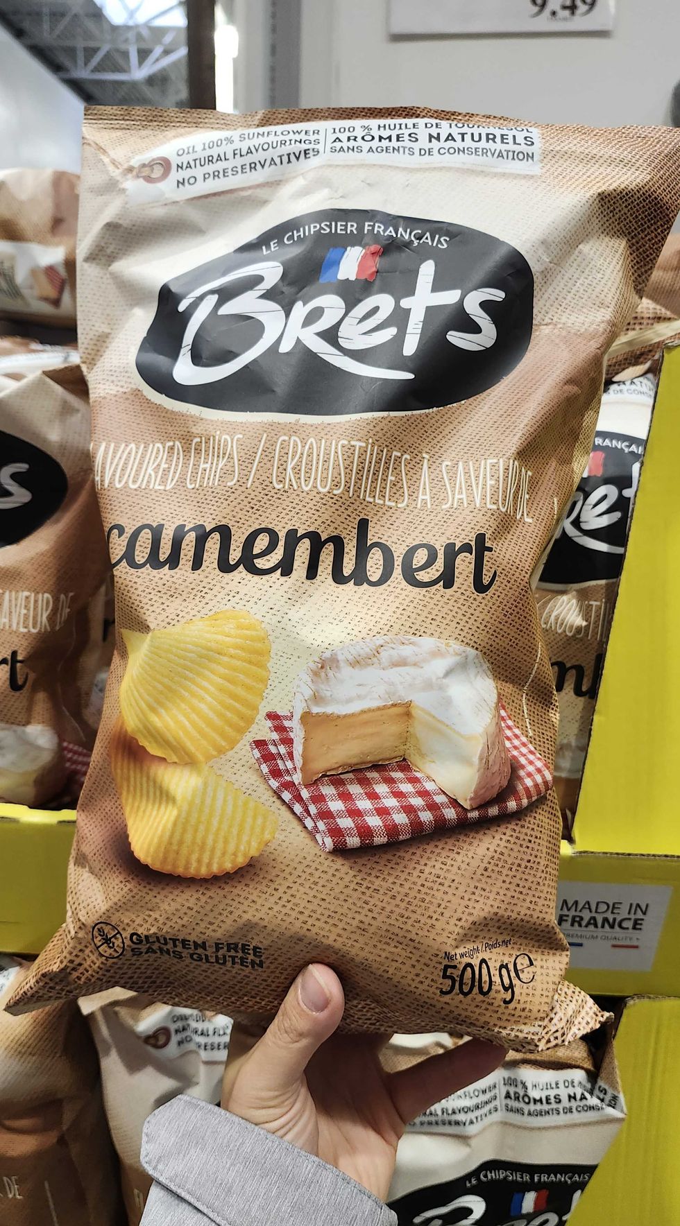 Croustilles \u00e0 saveur de camembert.