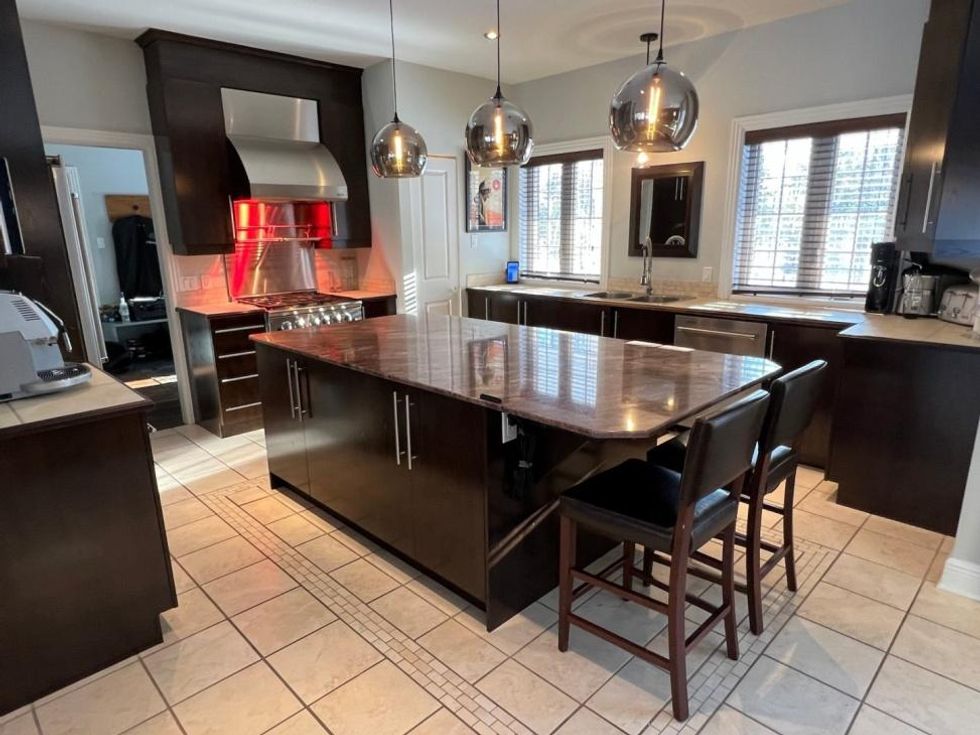 Cuisine de la maison \u00e0 vendre de Patrick Groulx.