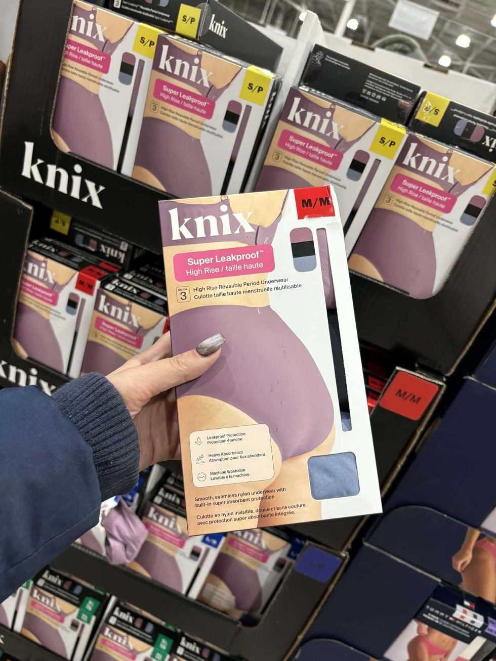 Culotte menstruelle taille haute Super Leakproof Knix r\u00e9utilisable au Costco.