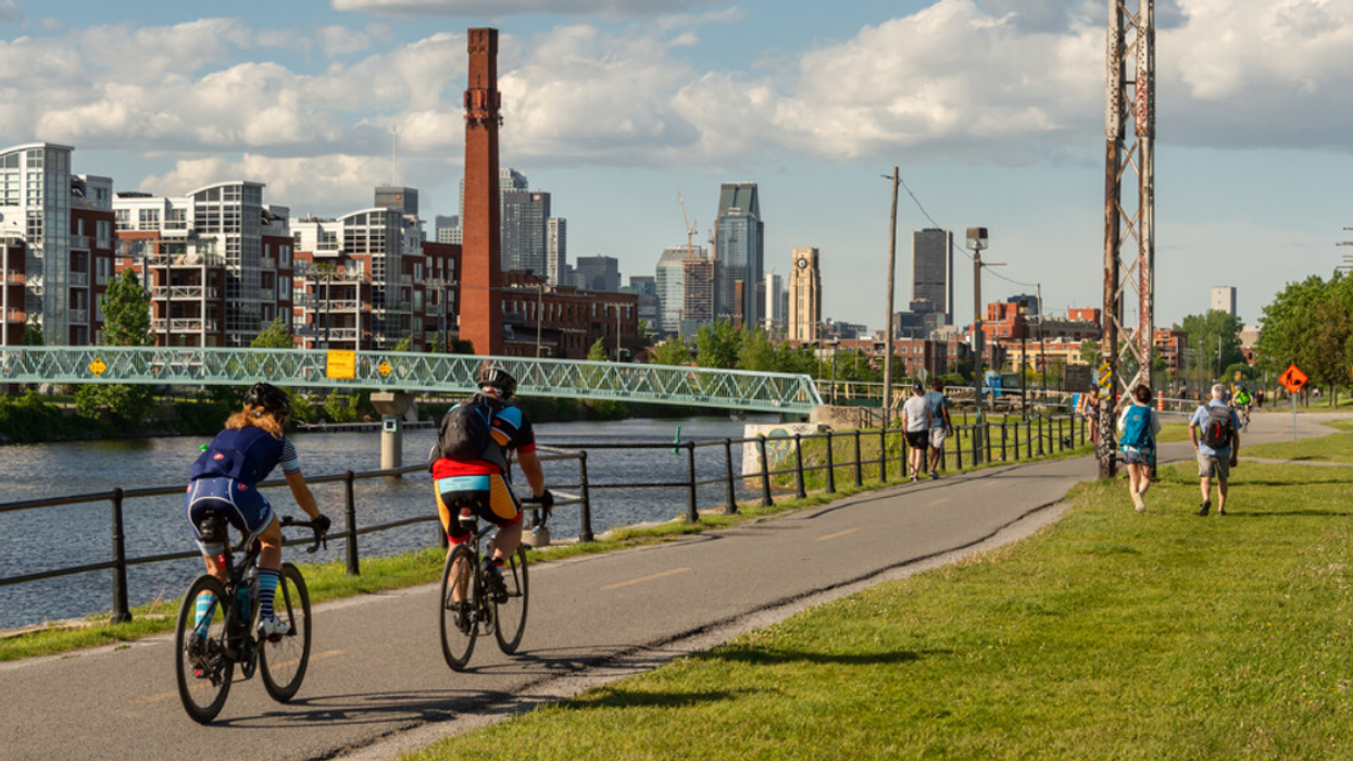 Cyclistes au canal de Lachine.