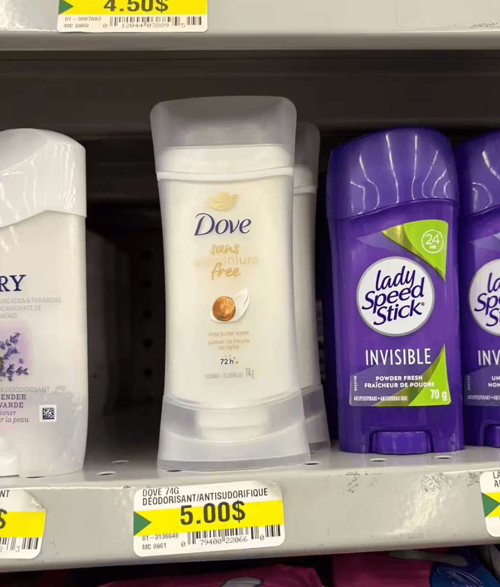 D\u00e9sodorisants Dove sans Aluminium en vente au Dollarama.