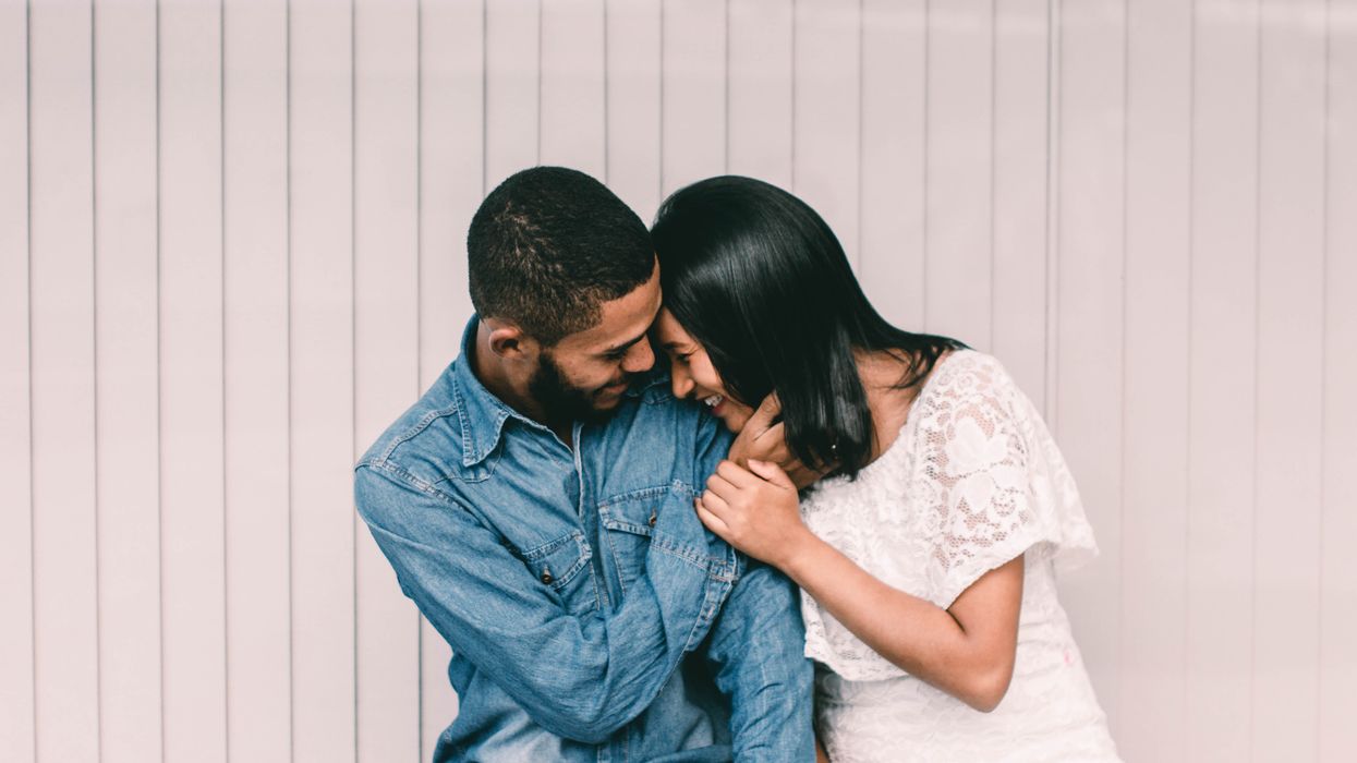 Dating During COVID-19: Canadian Expert Breaks Down What's Changed