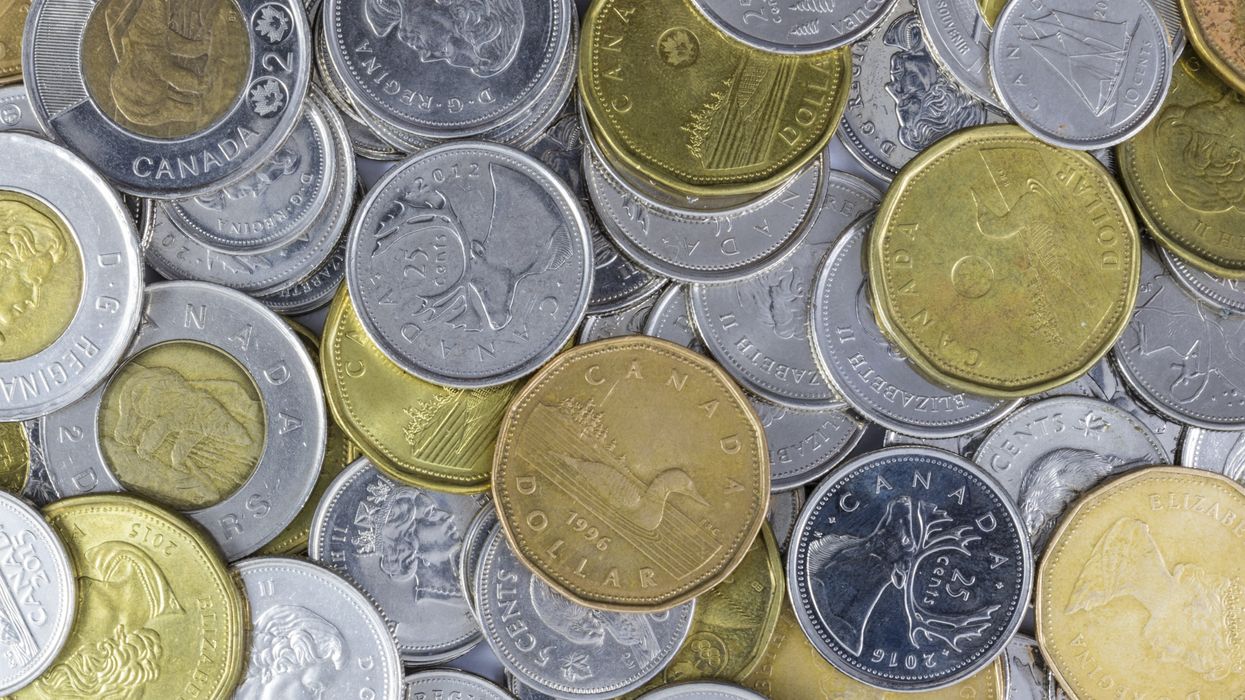 De la monnaie canadienne.