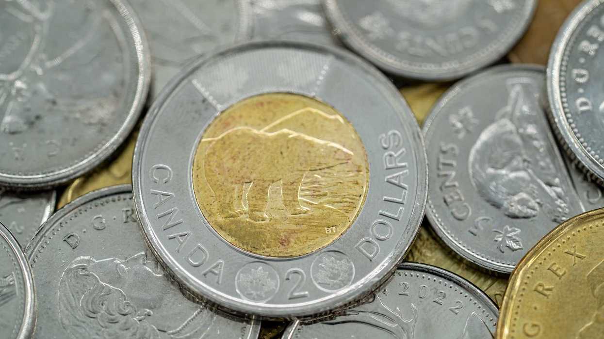 De la monnaie canadienne.