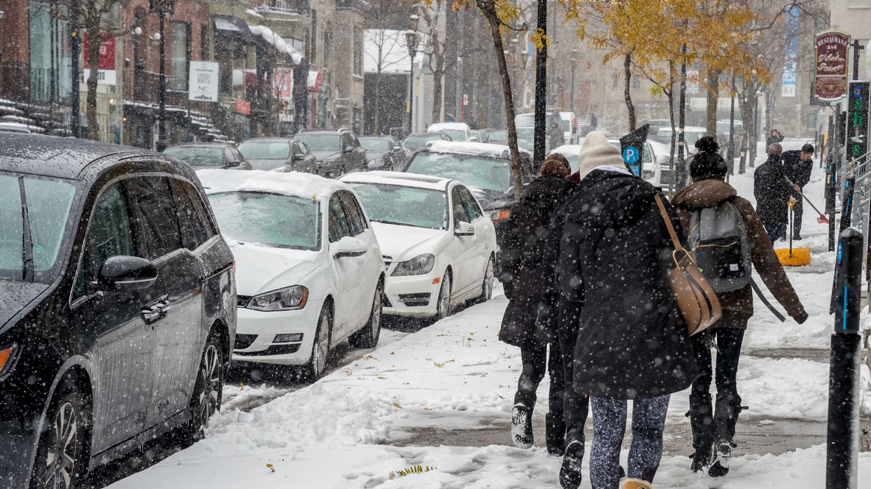 De la neige à Montréal.