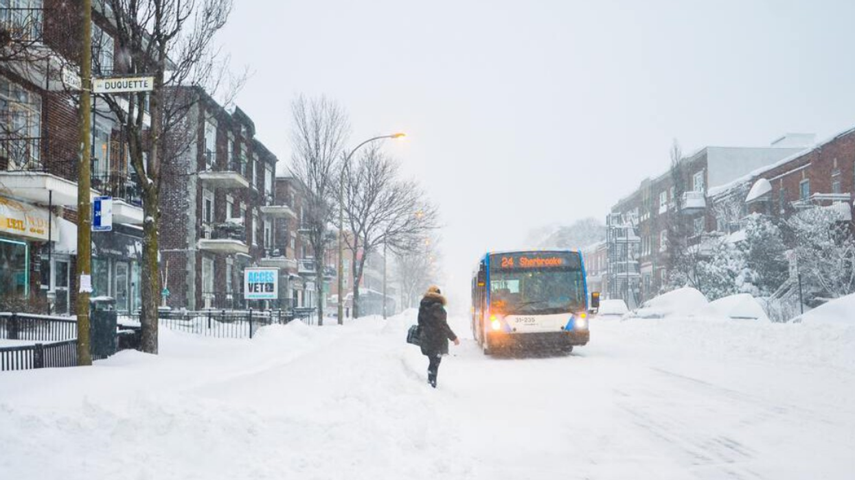 De la neige à Montréal.