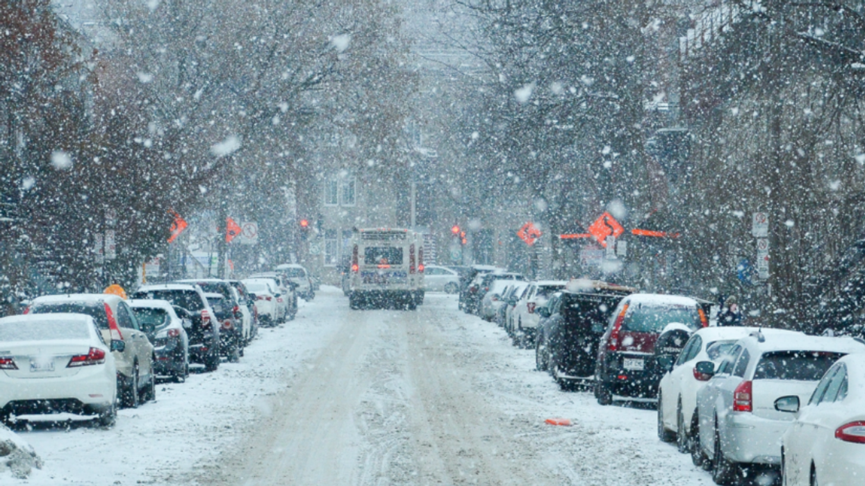 De la neige à Montréal.