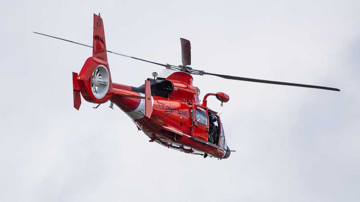 Debris spotted from missing Ontario air ambulance