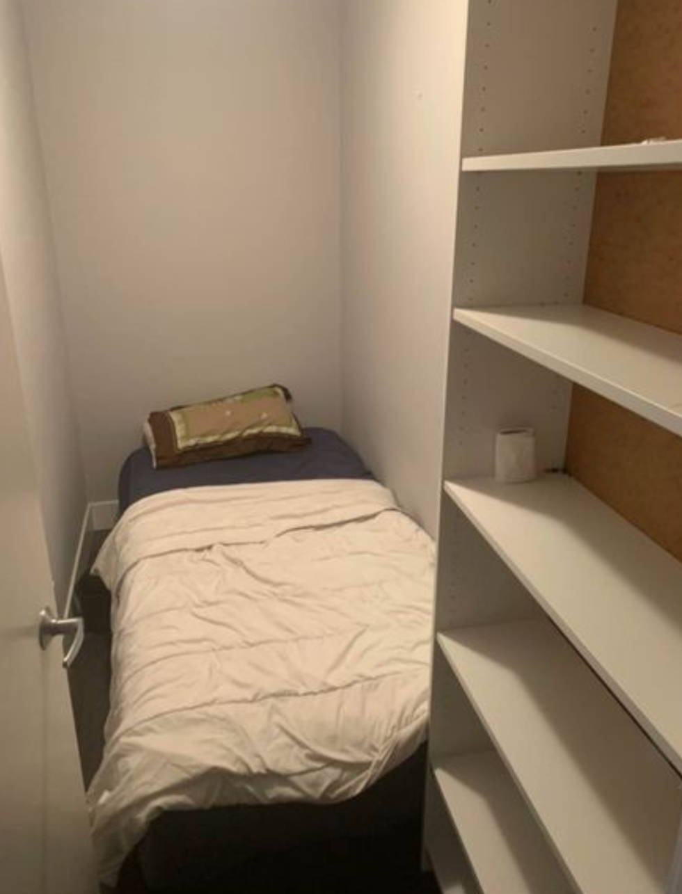 Den room for rent in Vancouver.