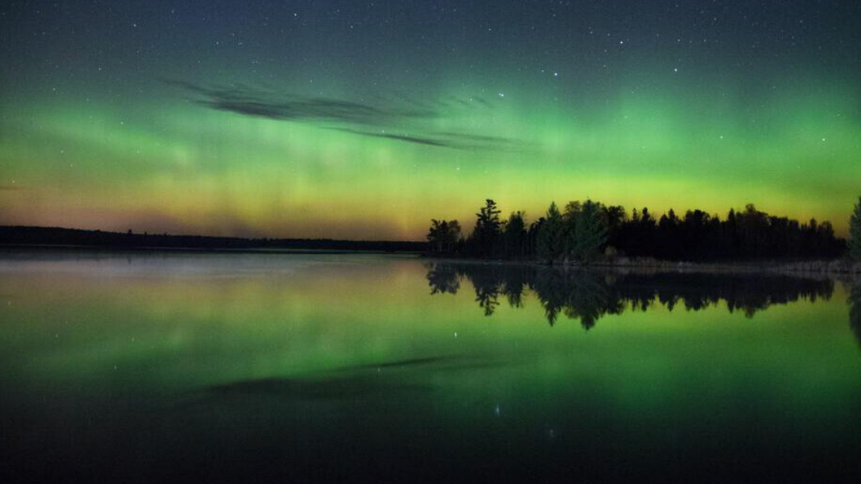 Des aurores boréales.
