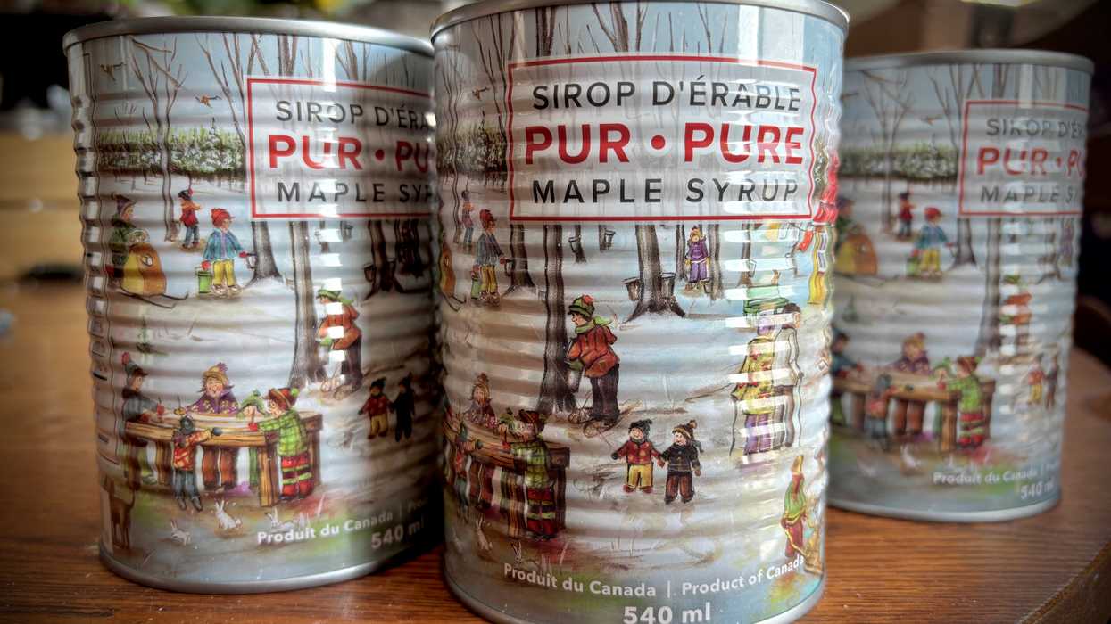 Des cannes de sirop d'érable.