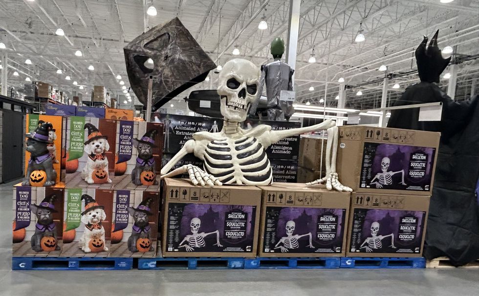 Des d\u00e9corations d'Halloween.