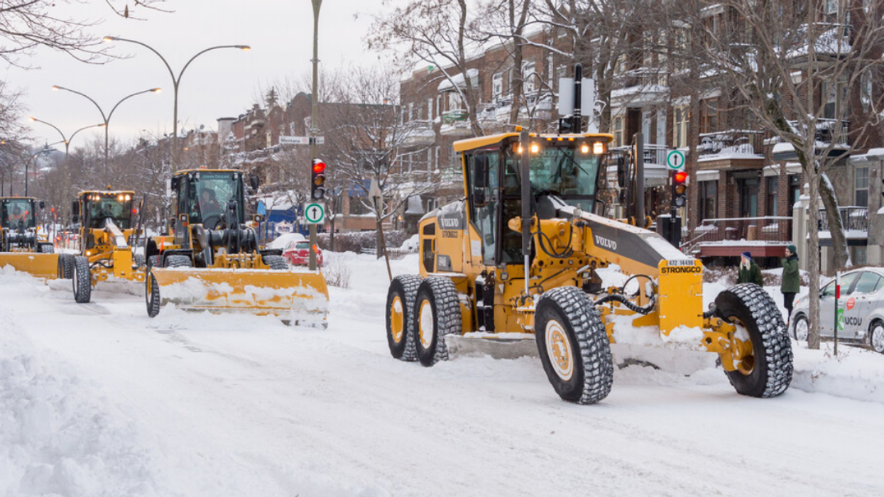 Des déneigeuses à Montréal.