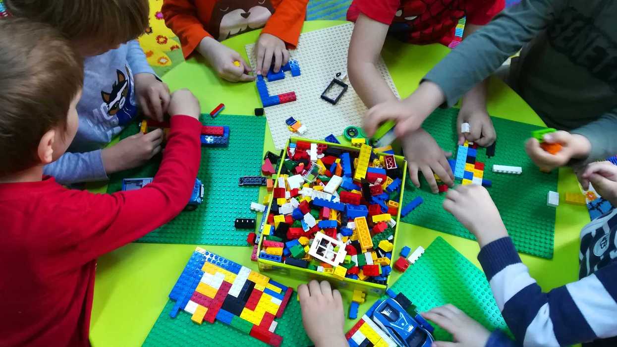 Des enfants à la garderie.