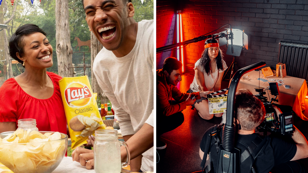 Des gens qui mangent des chips Lay's. Droite : Un tournage.