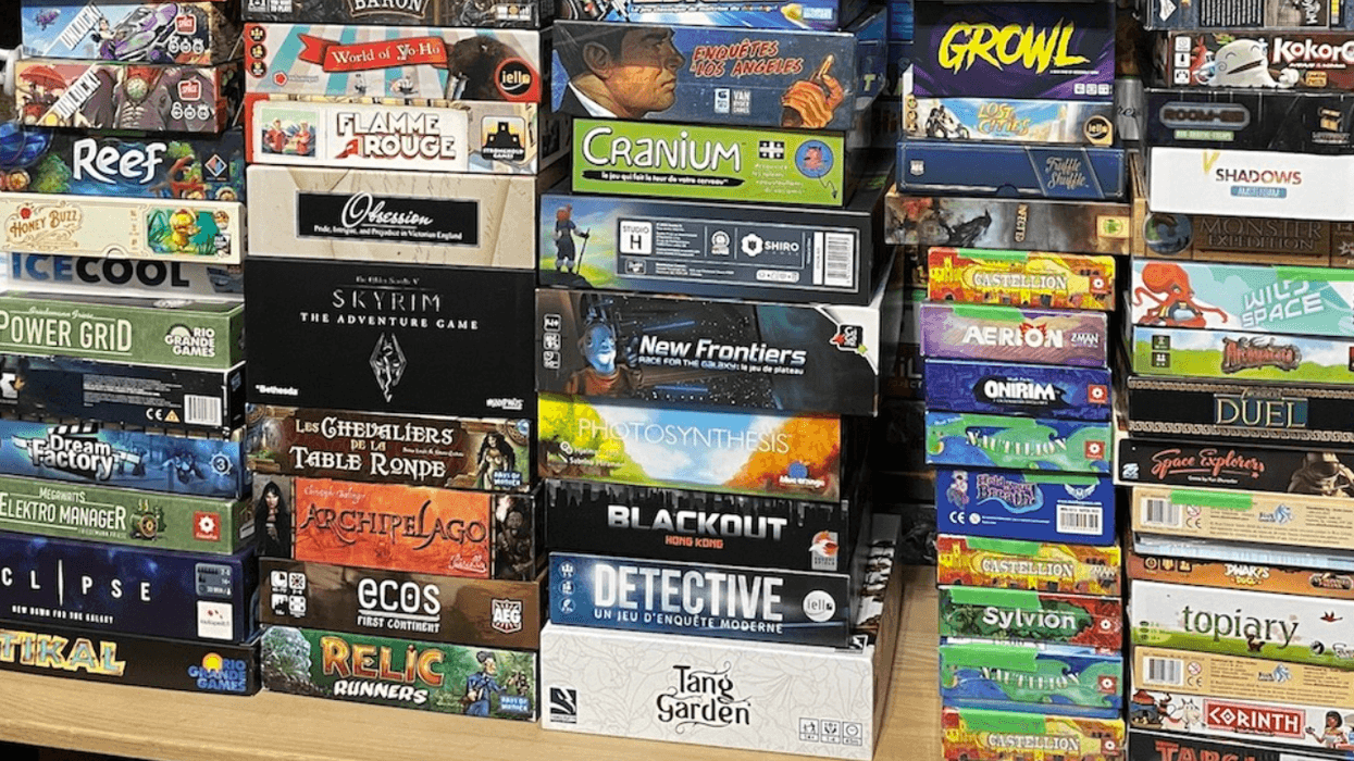 Des jeux de société à vendre.