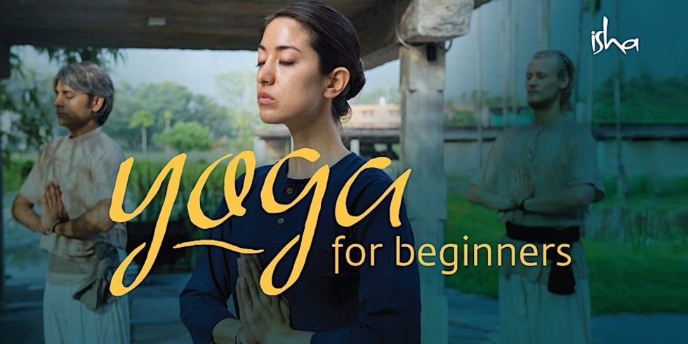 Des personnes pratiquant du yoga.