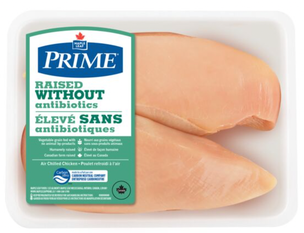 Des poitrines de poulet.