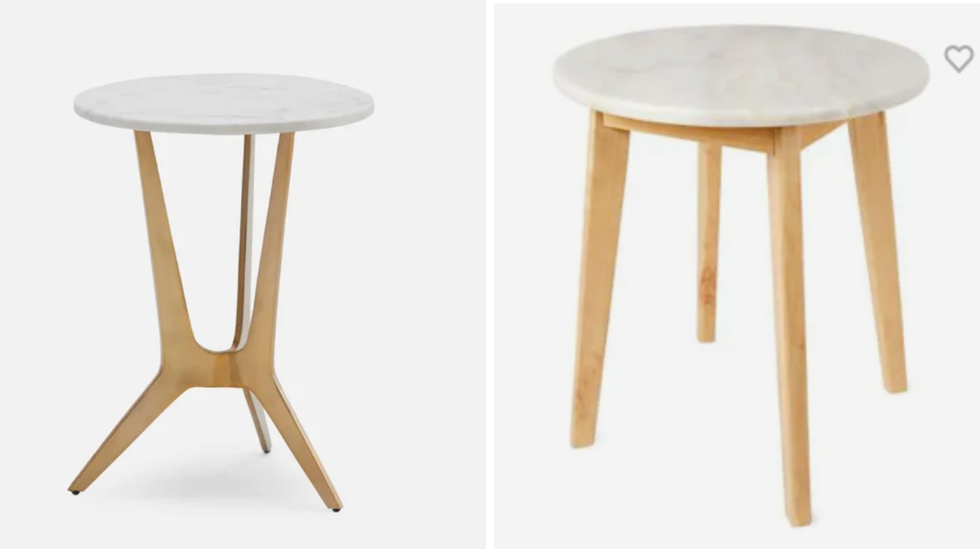 Des tables d'appoint en marbre.