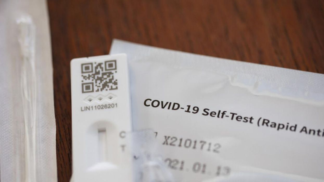 Des tests rapides de dépistage de la COVID-19 à faire chez soi ont été approuvés au Canada