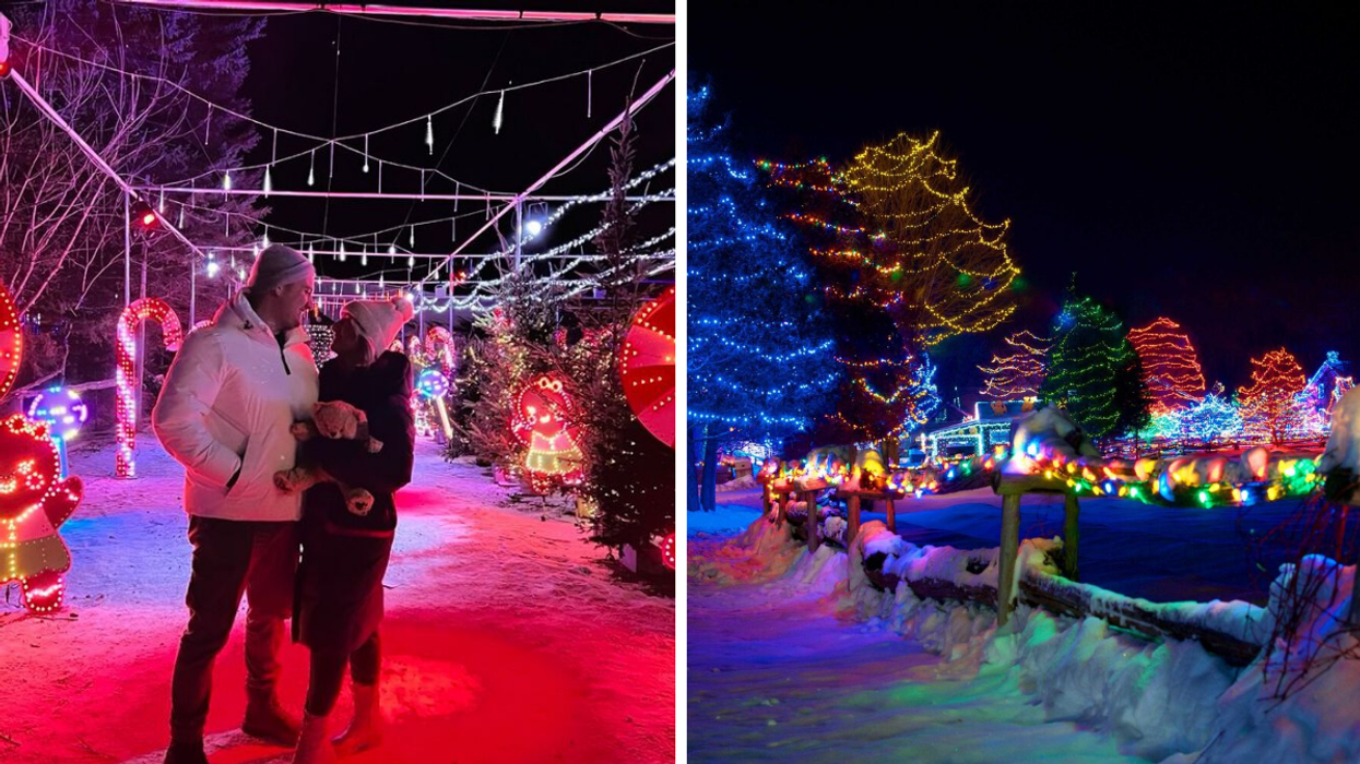 Deux personnes au parcours Holiday Light Stroll de la Saunders Farm. Droite : Les lumières de Alight at Night Festival au Upper Canada Village.