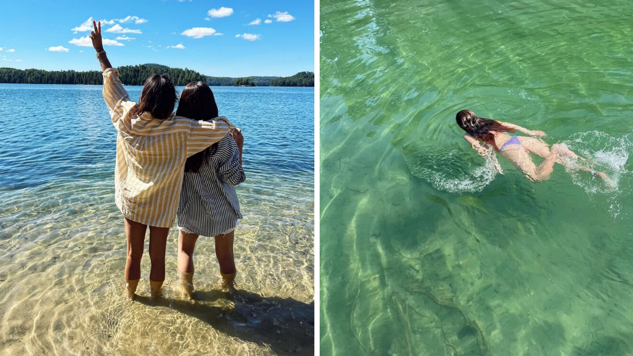 Deux personnes devant un lac émeraude. Droite : Une personne qui se baigne dans une eau turquoise.