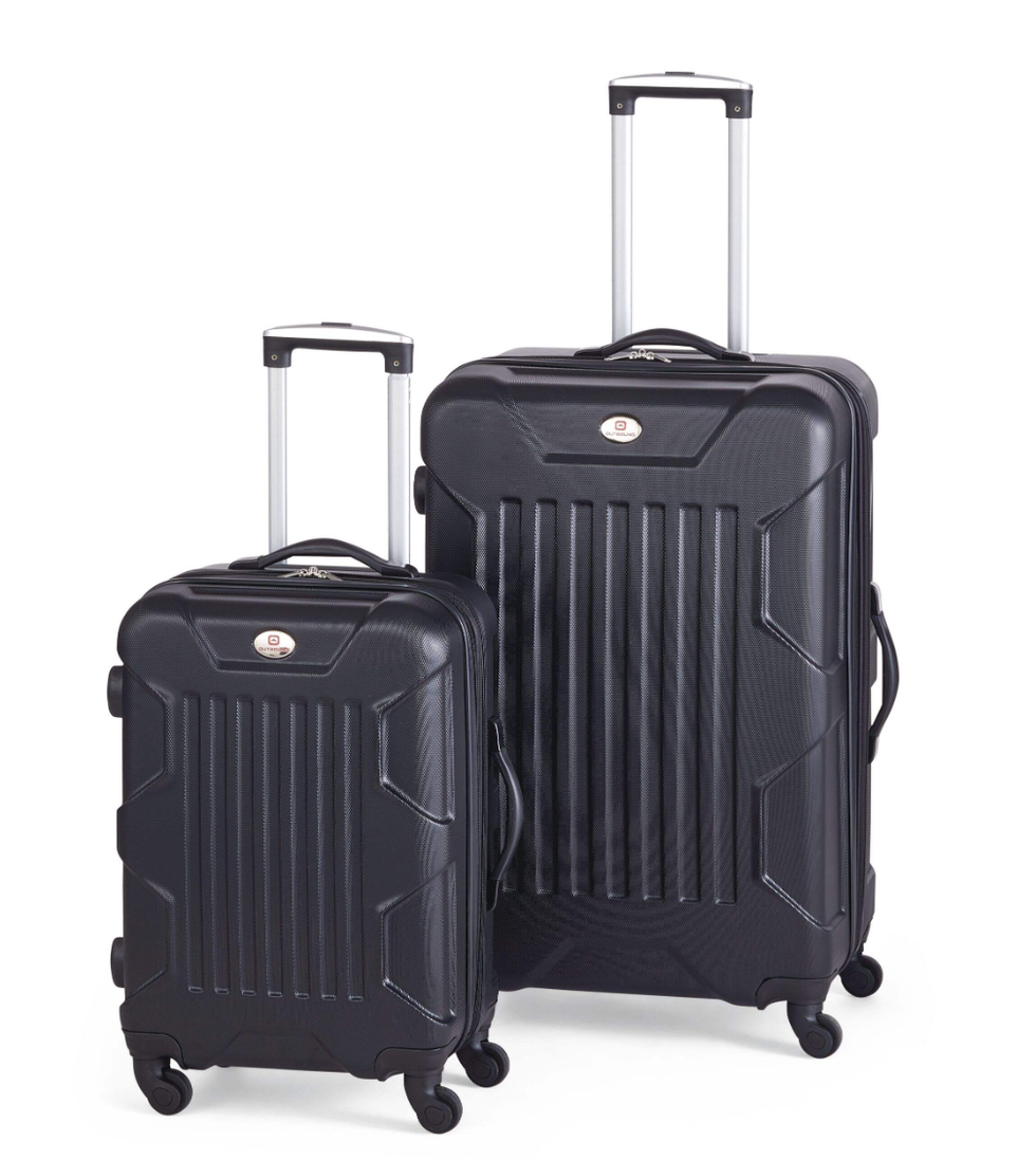 Deux valises rigides \u00e0 roulettes Outbound.