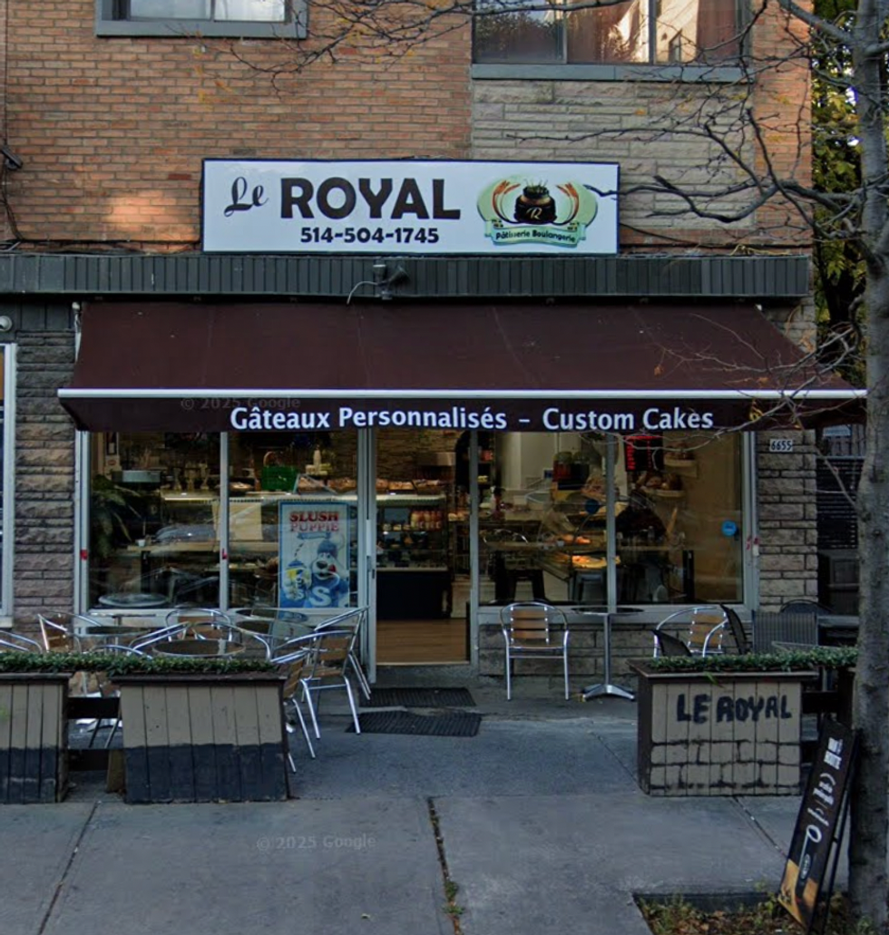 Devanture de la Boulangerie Royal \u00e0 Montr\u00e9al.