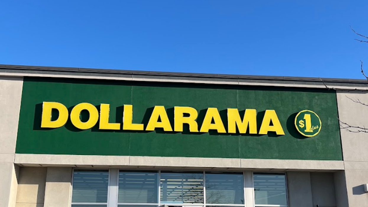 Devanture du Dollarama.