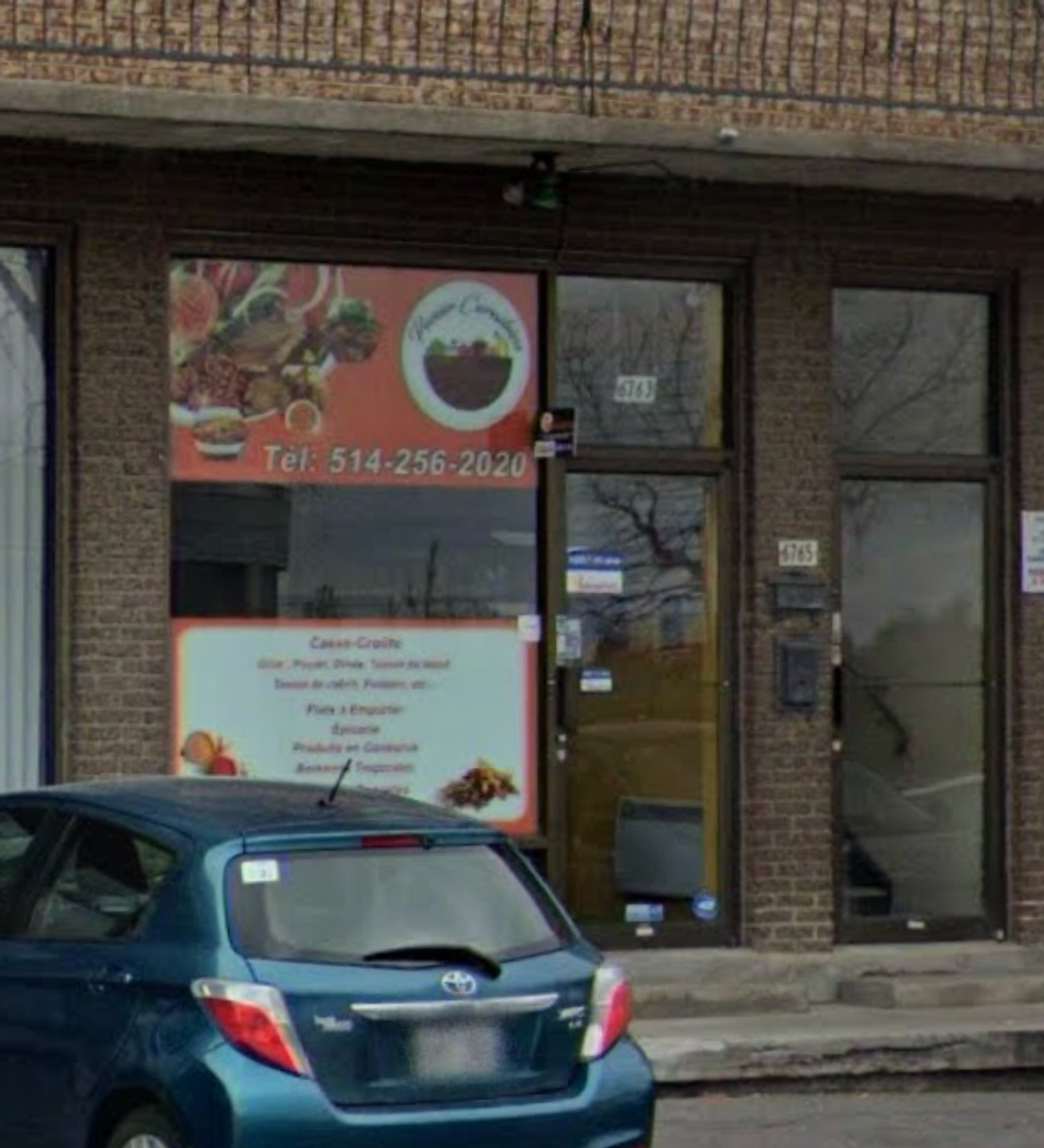 Devanture du March\u00e9 Panier Lakay \u00e0 Montr\u00e9al.