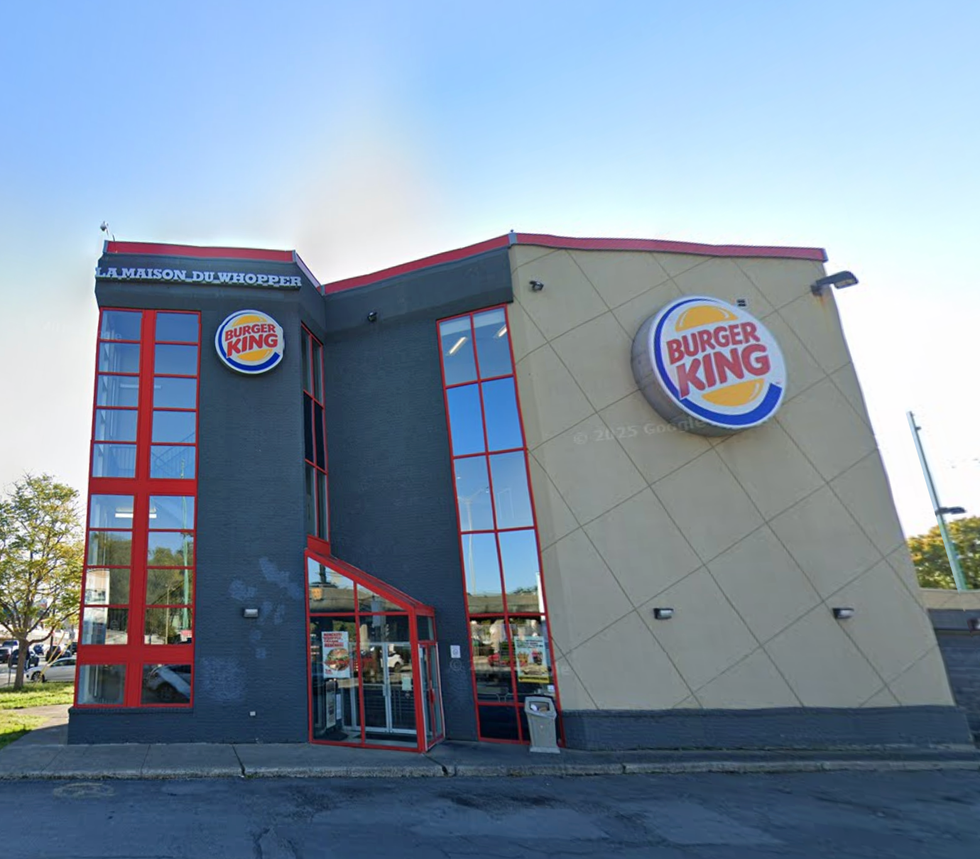 Devanture du restaurant Burger King \u00e0 Montr\u00e9al.