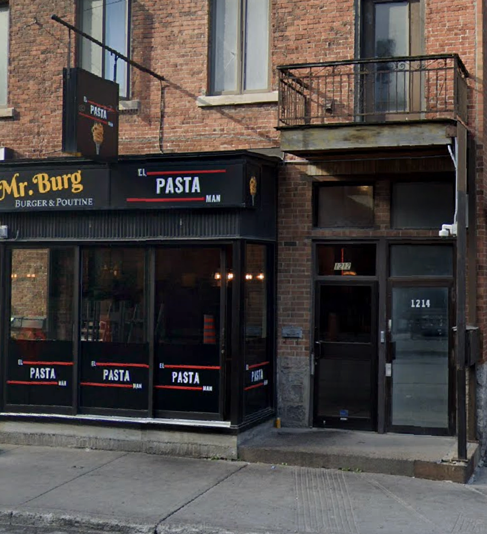 Devanture du restaurant El Pastaman \u00e0 Montr\u00e9al.
