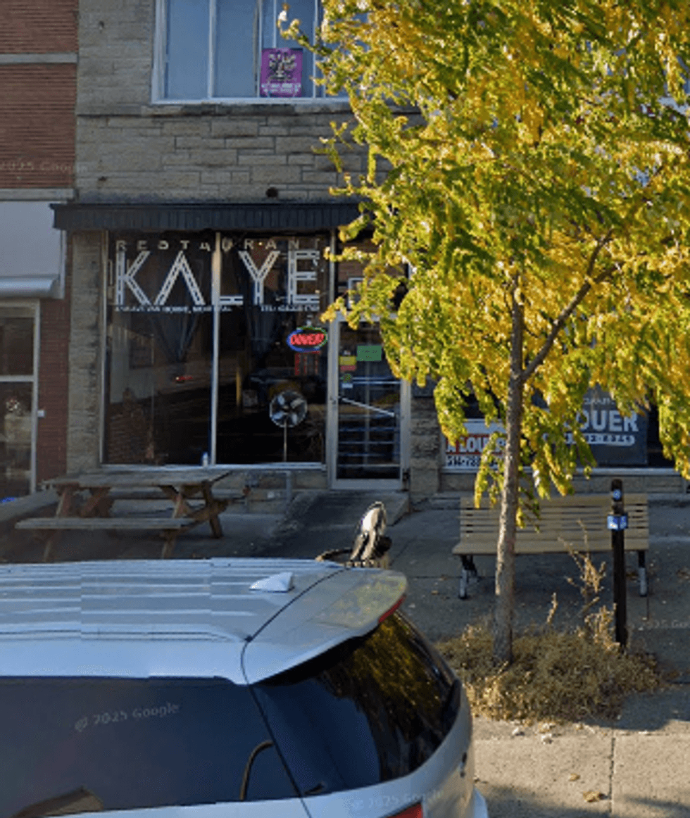 Devanture du restaurant Kalye Restaurant \u00e0 Montr\u00e9al.