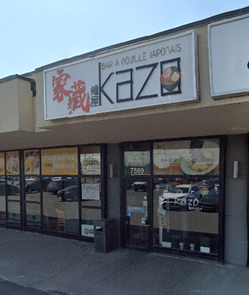 Devanture du restaurant Kazo Ramen \u00e0 Montr\u00e9al.