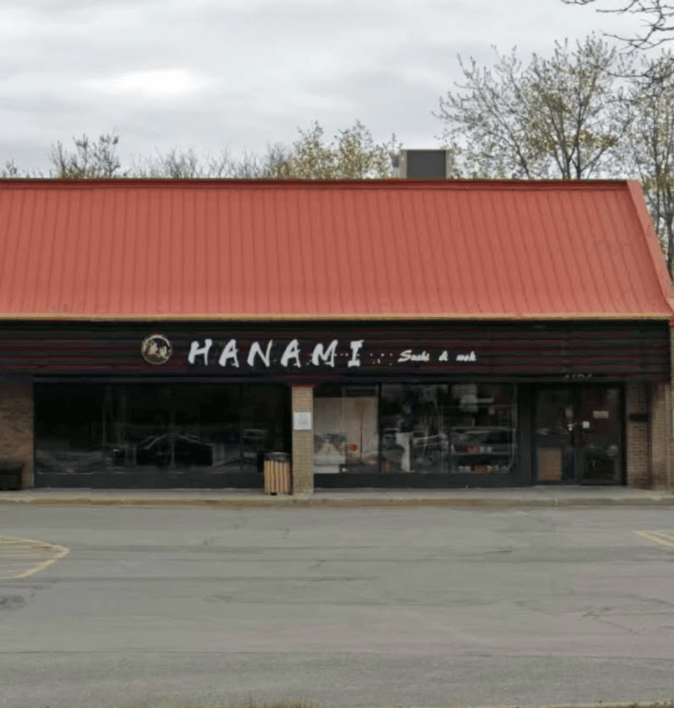 Devanture du restaurant Sushi Hanami \u00e0 Kirkland.