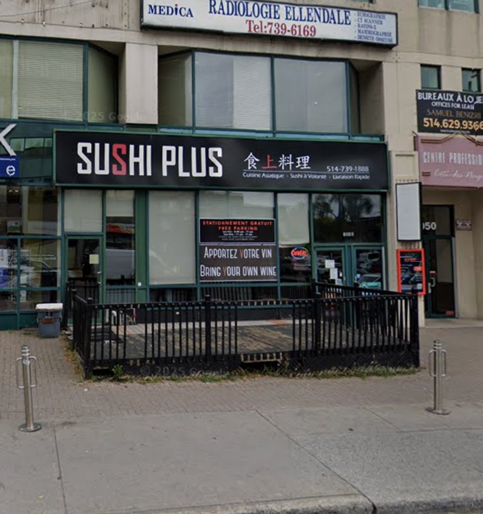 Devanture du restaurant Sushi Plus \u00e0 Montr\u00e9al.