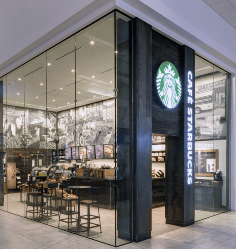 Devanture du Starbucks Carrefour Laval.