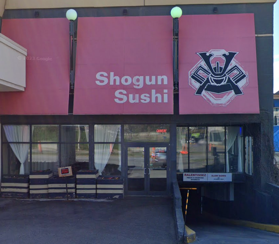 Devanture du \u200brestaurant Shogun Sushi.