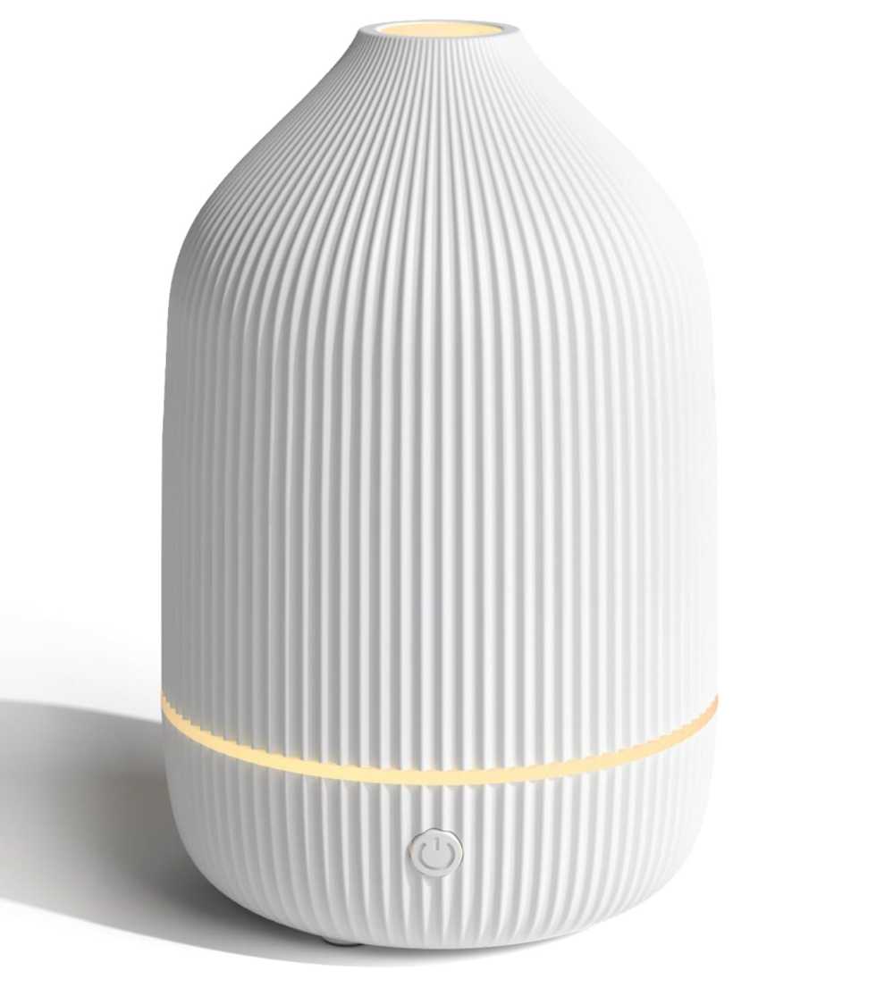 Diffuseur d\u2019huiles essentielles Salubrito blanc minimaliste, 100 ml, avec \u00e9clairage LED, sur Amazon Canada