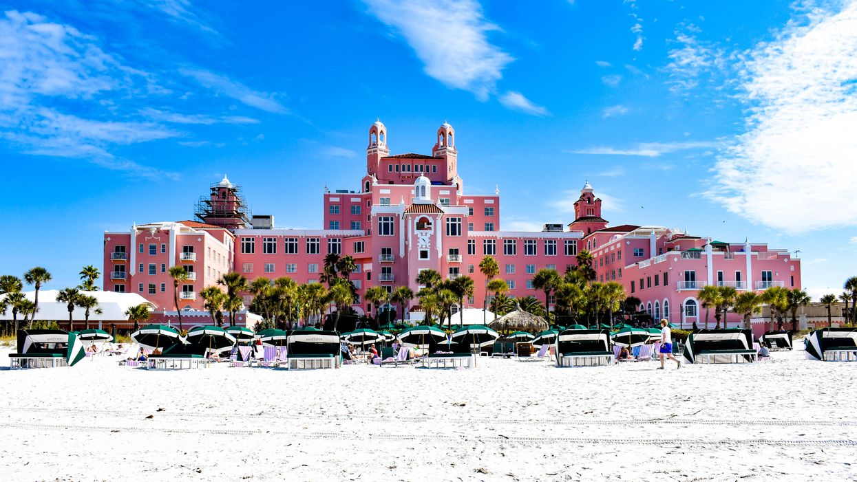 Don CeSar Hotel In St. Petersburg Florida Wins Contest For Best Architecture PHOTOS