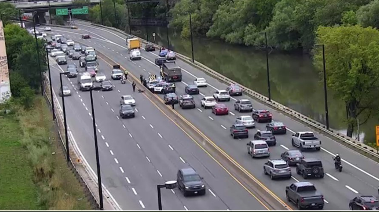 Don Valley Parkway Incident Resulted In A Man Threatening Police With A Machete