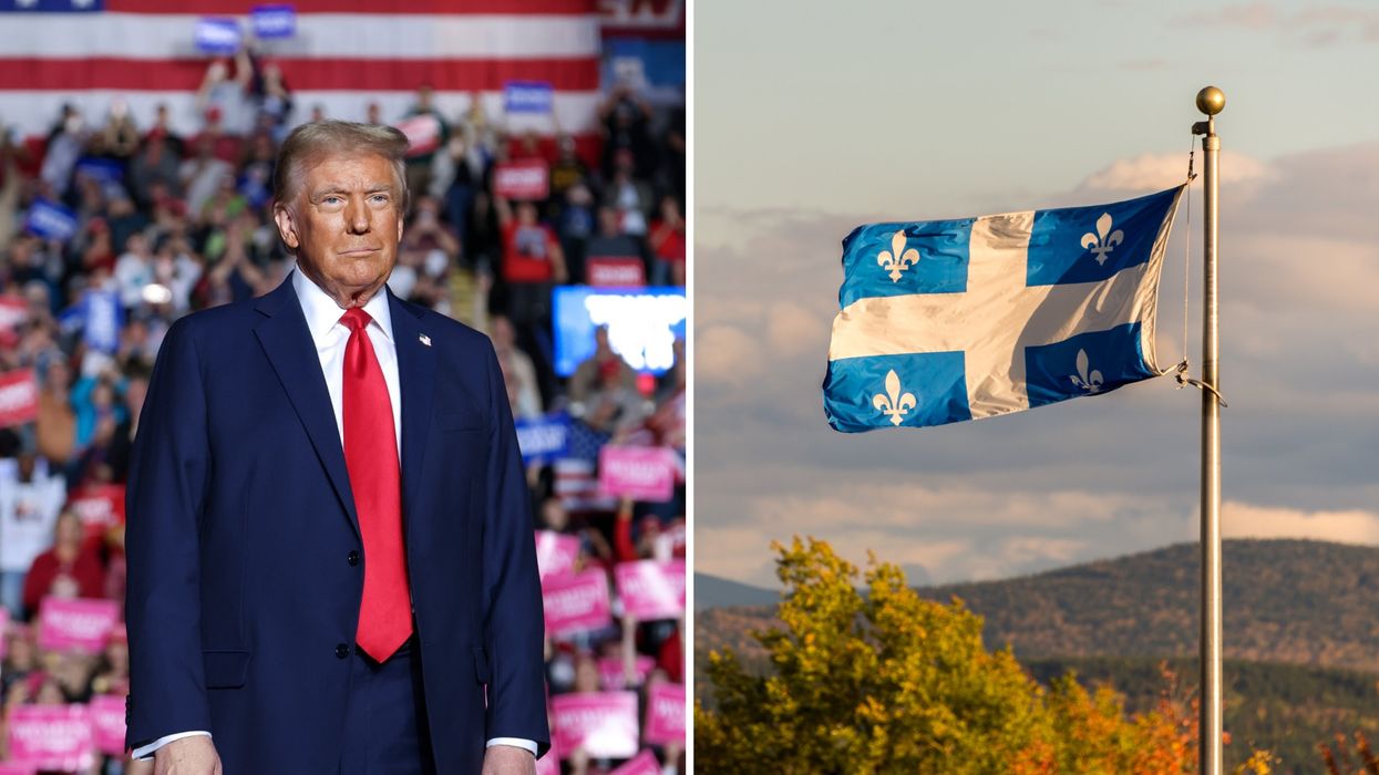 Donald Trump. À droite : le drapeau du Québec.