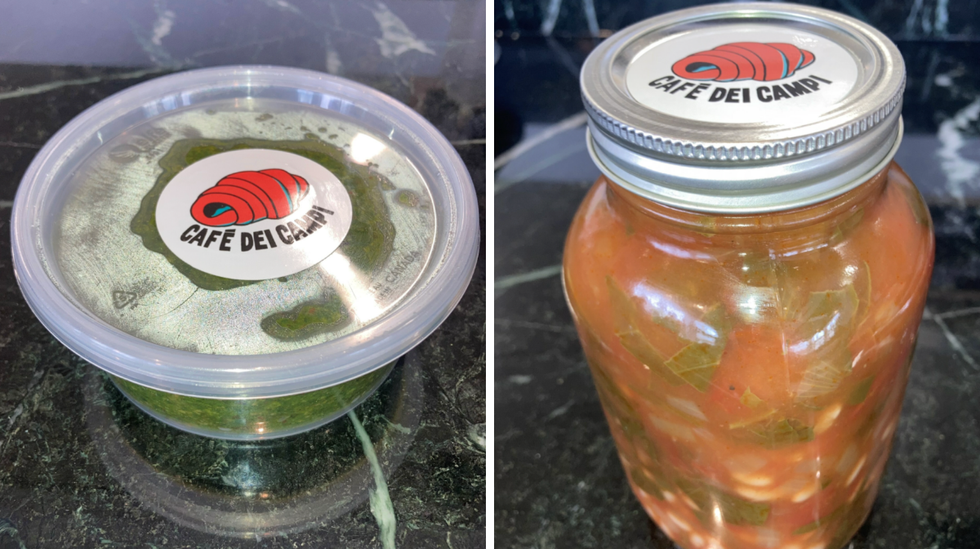 Du pesto. Droite : De la soupe.