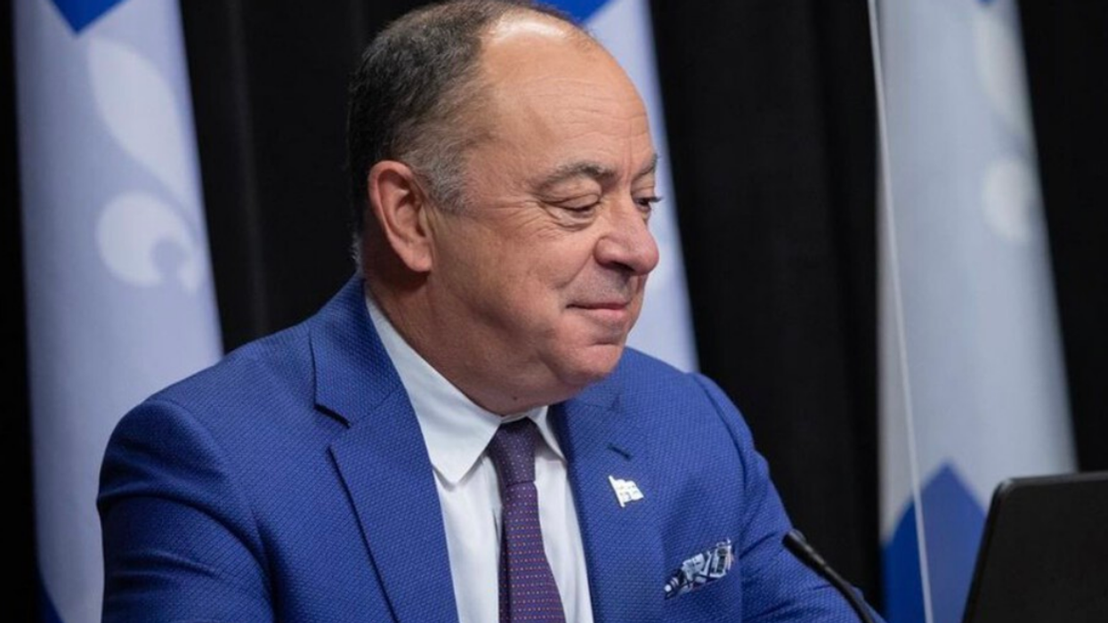 Dubé tiendra un point de presse ce mardi et le retrait du passeport vaccinal est au menu