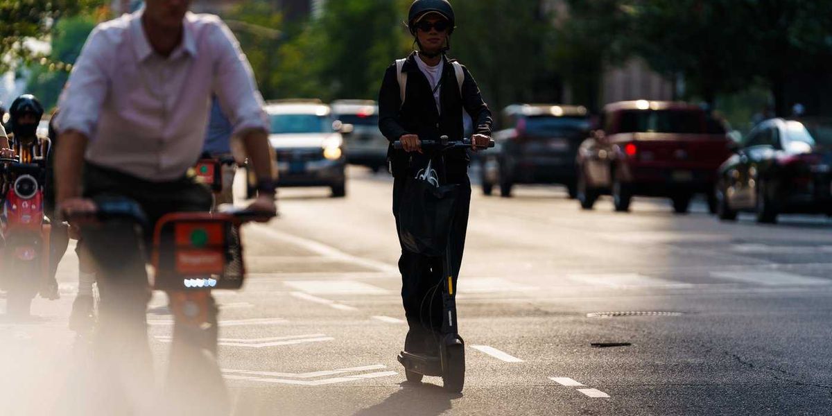 E-scooter hospitalizations up by 40%, many with head and brain injuries: data E-scooter hospitalizations up by 40%, many with head and brain injuries: data