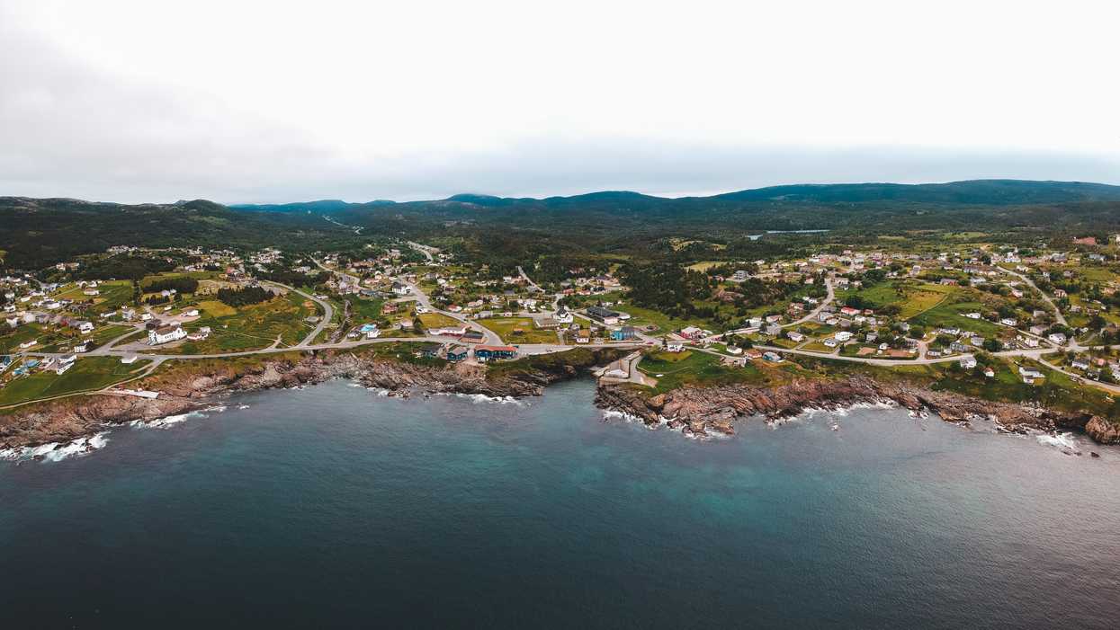 Earthquake In Canada Hit The East Coast Early In The Morning & We're Shook