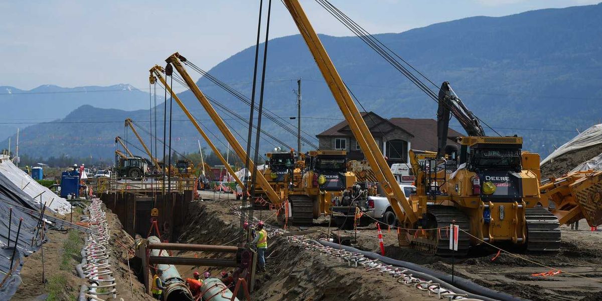 Economy tops environment for Canadians: poll Economy tops environment for Canadians: poll