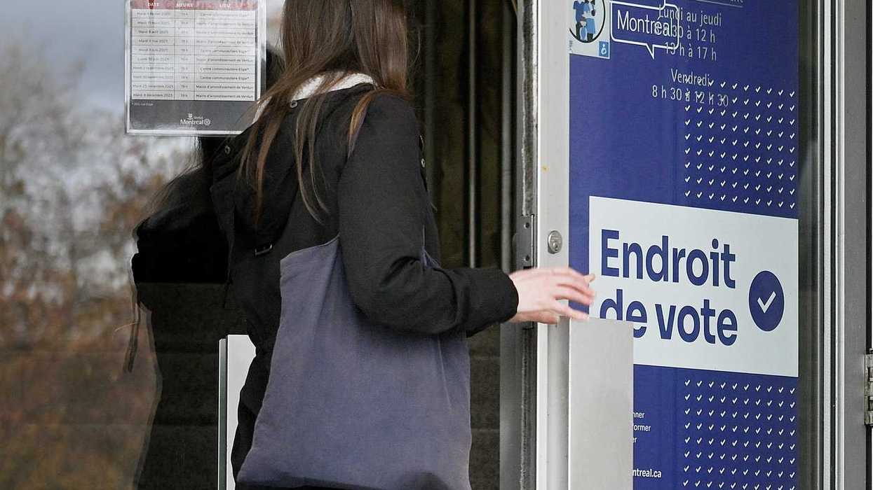Élections Québec sending French information only