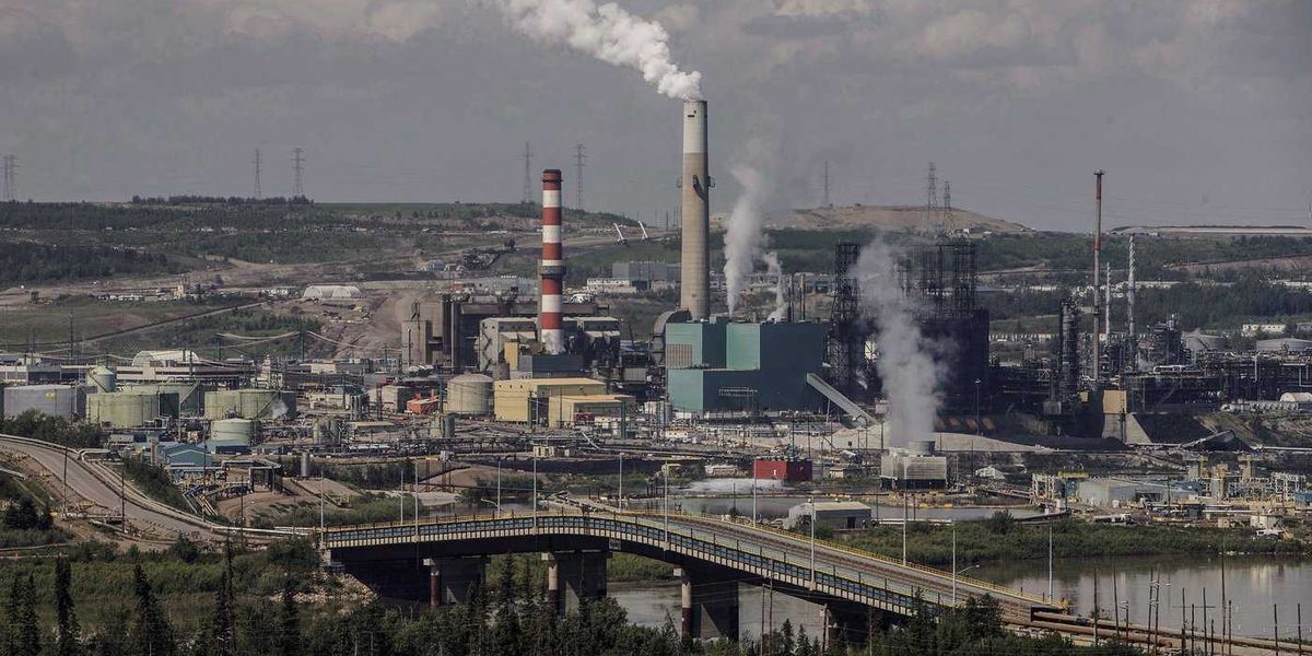 Oilsands emissions on track to outpace reductions from Pathways project: economist Oilsands emissions on track to outpace reductions from Pathways project: economist